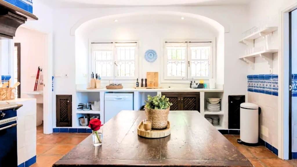 Experience Mediterranean Bliss at This Cortijo-Style Villa Near Marbella Dreamy Spanish villa close to Marbella 19 | TheMediterra.com