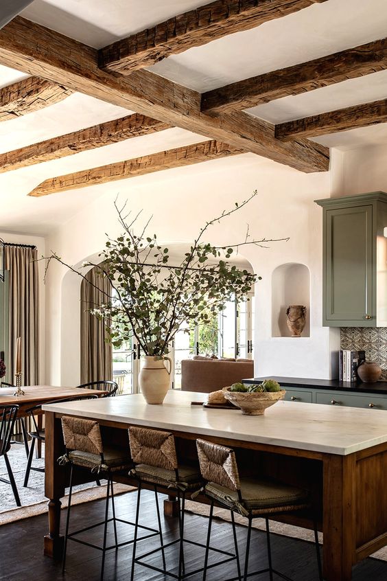 Spanish Colonial Style: Get Inspired By This Timeless Design Spanish Colonial home in Santa Barbara