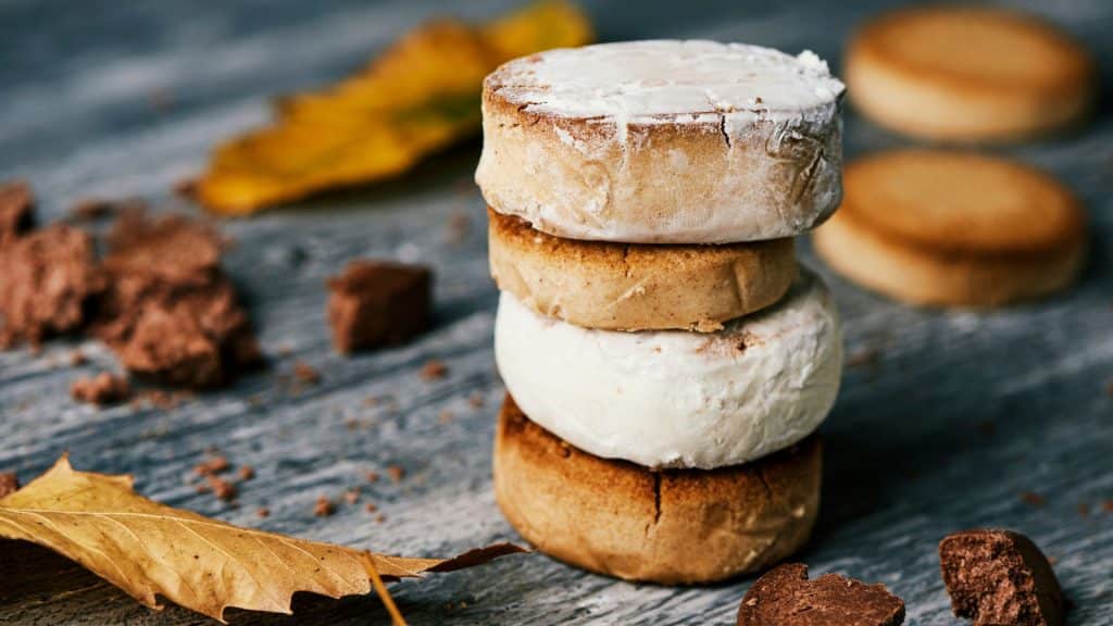 What to Eat in Andalusia: A Guide to the Region's Best Cuisine Mantecados | TheMediterra.com